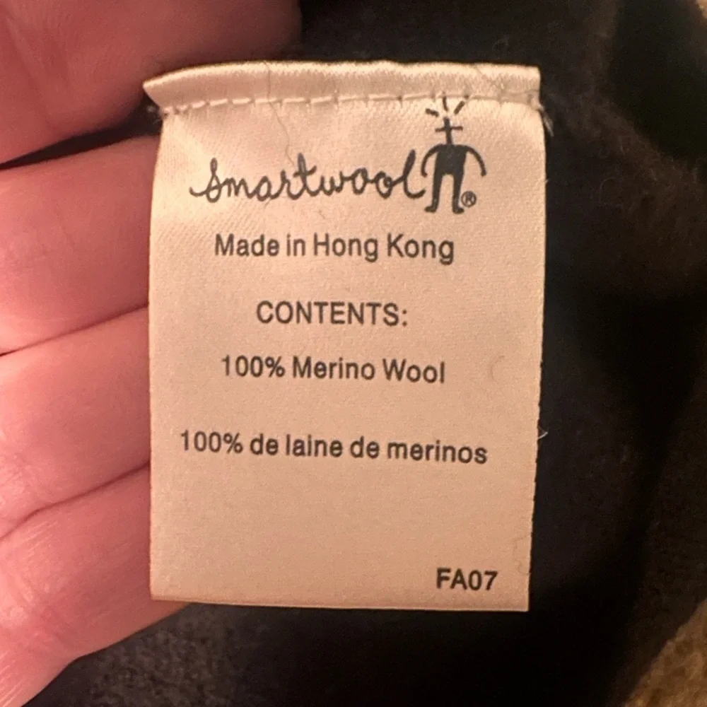 Smartwool Brown V-Neck Sweater with Striped Sleeves youth large - Picture 6 of 6